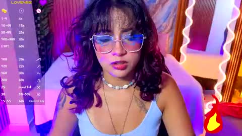 kristen_tay online show from July 5, 4:19 am