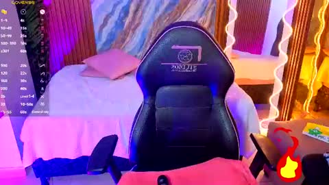 kristen_tay online show from July 8, 7:34 am