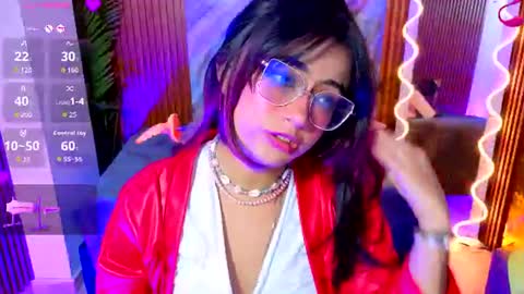 kristen_tay online show from July 25, 3:15 am