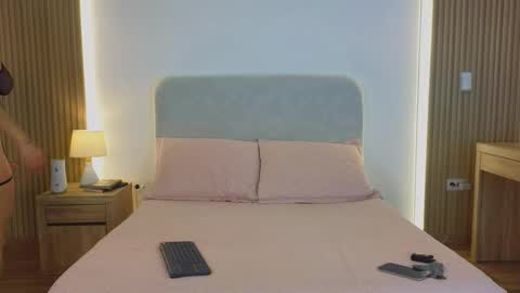 Kris online show from March 7, 9:48 pm