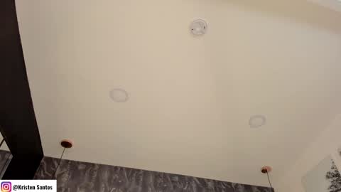 kristensantos_ online show from February 26, 12:16 pm