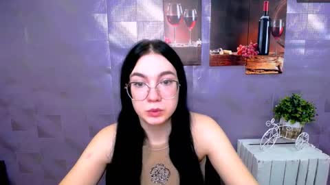 Kristen online show from November 12, 9:44 am