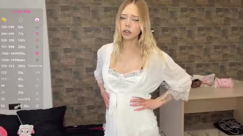 Alisa online show from June 26, 5:18 pm