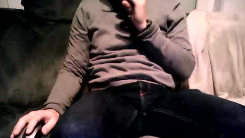 kristoffer220 online show from January 1, 7:43 pm