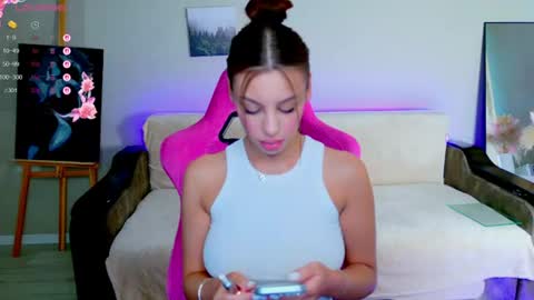 kristy_dolly online show from July 8, 5:11 am