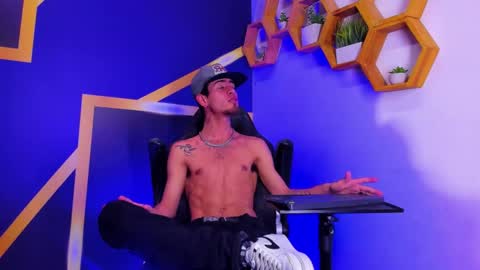 kroddy online show from October 14, 12:02 am