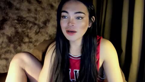 krystal_angel online show from March 4, 5:11 am