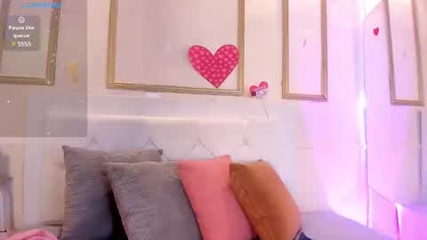 Snapshot of krystal_taylor23 chatting on March 11, 7:25 pm Kystal Taylor online show from March 11, 7:25 pm