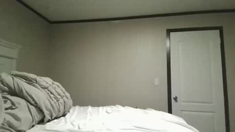 Krystal online show from December 13, 11:55 pm