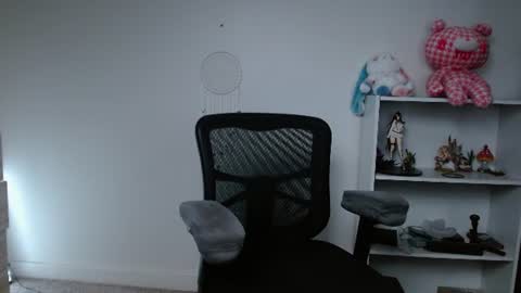 Krystal Syx online show from June 19, 4:13 pm