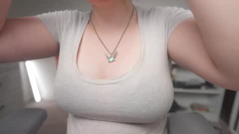 Krystal Syx online show from September 20, 4:32 pm