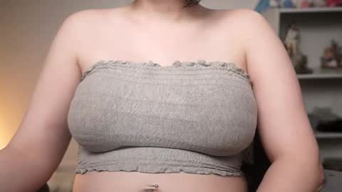 Krystal Syx online show from February 25, 8:01 pm