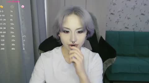 Alice online show from June 19, 3:51 pm