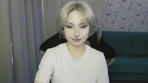 Alice online show from June 29, 4:39 pm