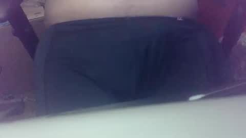 Snapshot of kunahub17 chatting on October 18, 5:00 am kunahub17 online show from October 18, 5:00 am