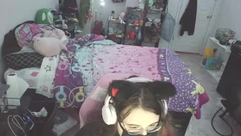 Hunter online show from November 14, 7:32 am