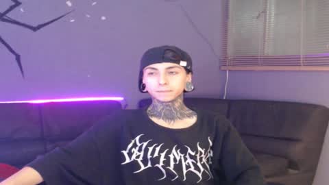 kuregari_xs online show from November 5, 4:36 am