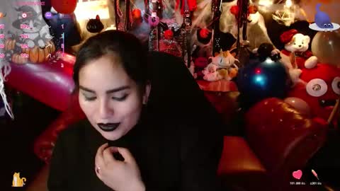 Snapshot of kureiji_fetish chatting on October 20, 12:26 am Fetiche Woman online show from October 20, 12:26 am