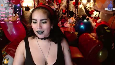 Snapshot of kureiji_fetish chatting on October 21, 10:24 pm Fetiche Woman online show from October 21, 10:24 pm