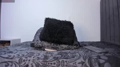 Kyle collinz online show from October 19, 12:15 am