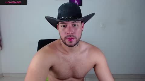 Kyle Wilson   Follow me online show from March 19, 10:47 pm