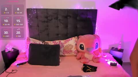 Kylie  online show from October 21, 2:27 am