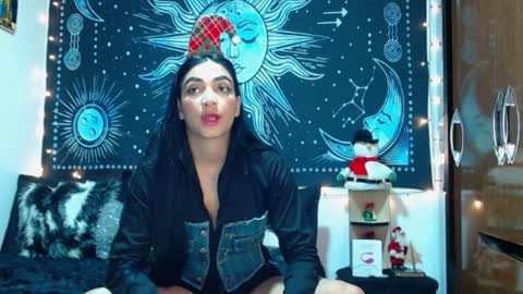Snapshot of kylie_capricorn chatting on December 26, 9:37 pm kylie online show from December 26, 9:37 pm
