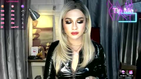 kylie online show from March 4, 1:49 pm