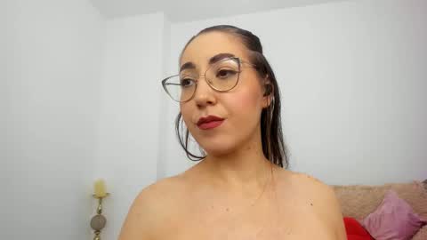 Kylie online show from September 11, 6:53 pm