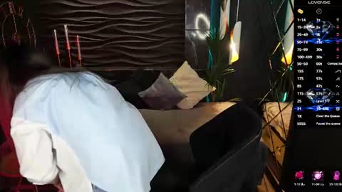 Kylie online show from June 26, 1:49 pm