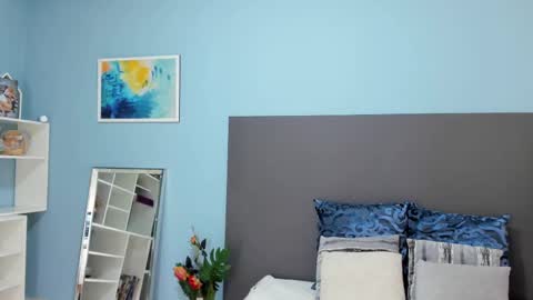 Kylie Reyes  online show from October 2, 8:18 pm