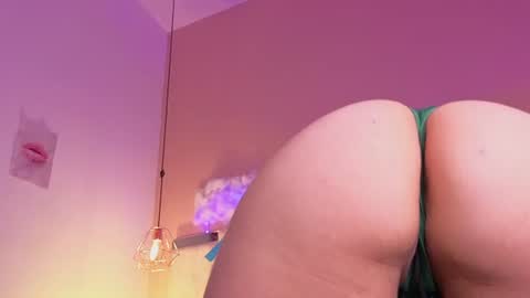  Kylie  online show from July 1, 11:19 am