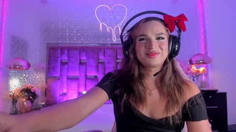 Kylie online show from November 28, 6:10 am