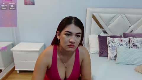 Kylie online show from June 17, 11:48 am