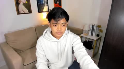 kyll_collins online show from January 1, 1:48 pm