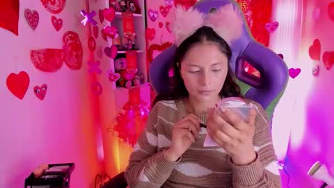 Kyomi online show from February 11, 2:21 pm