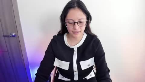Kyomi online show from July 4, 1:04 pm