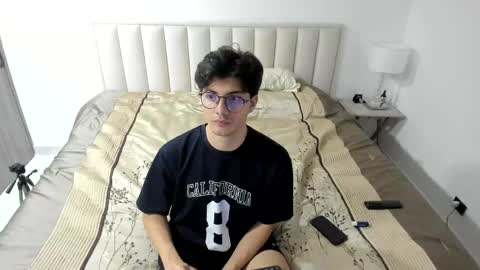 kyron online show from March 25, 5:47 am