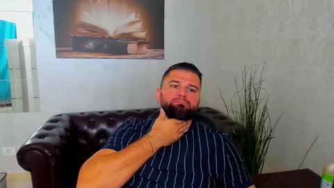 KysonOnyx online show from October 14, 11:24 am