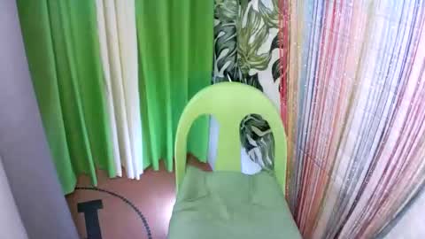 kyutshyne online show from September 30, 8:03 am