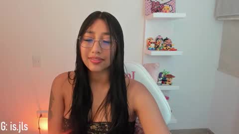 Snapshot of kyy_isa chatting on September 14, 4:15 am IG online show from September 14, 4:15 am