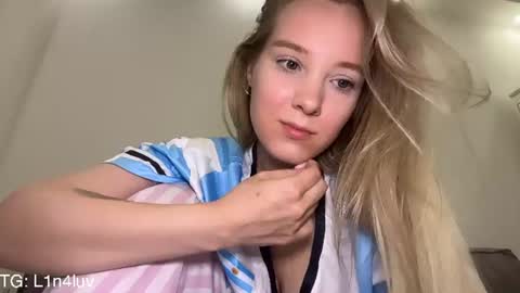 lina online show from June 26, 6:57 pm