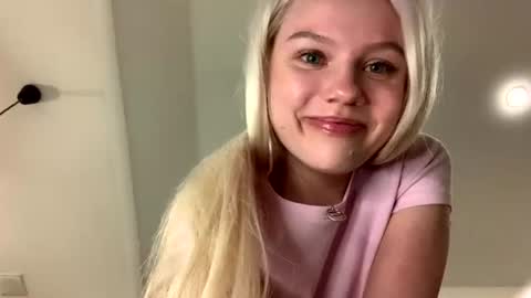 Alice online show from July 28, 11:37 pm