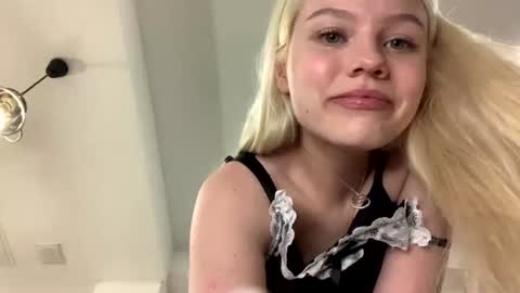 Alice online show from July 23, 11:24 pm