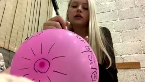 Alice online show from July 27, 11:24 pm