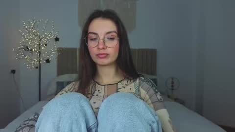 Margo  online show from February 9, 1:59 pm