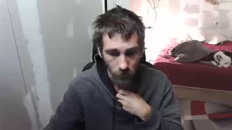 Snapshot of l1v1nth3dr3am chatting on October 12, 2:37 am l1v1nth3dr3am online show from October 12, 2:37 am