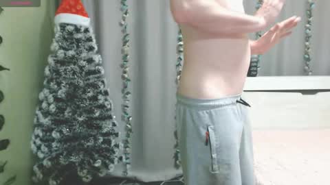 l_a_u_f online show from December 14, 9:37 am