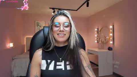 T A T I A N A online show from June 19, 11:49 am