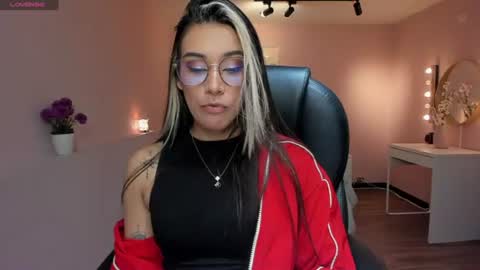 T A T I A N A online show from July 7, 11:36 am